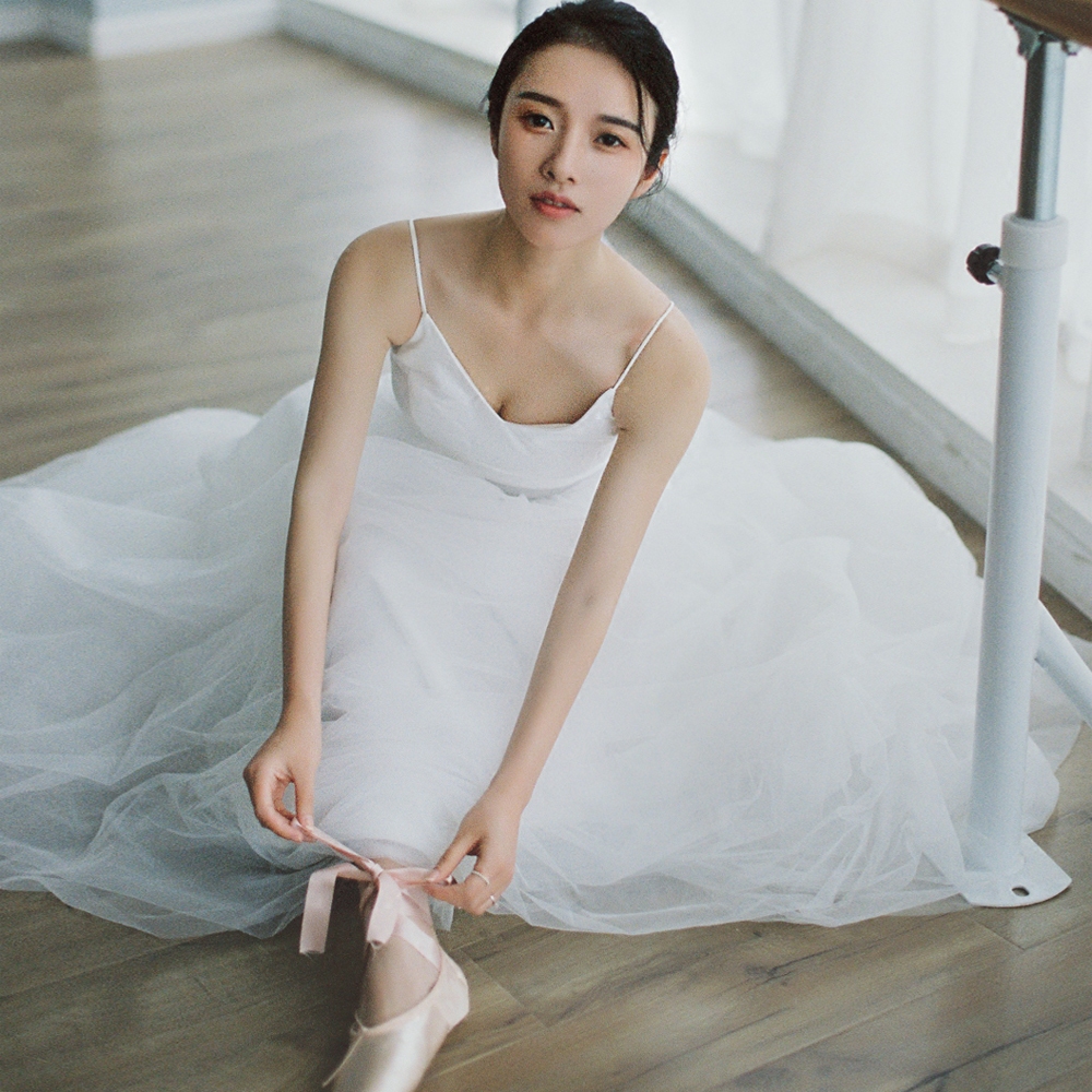 【芭蕾】2018新款v领吊带齐地礼服森系简约显瘦旅拍婚纱照轻婚纱|ruв категории Женская одежда, Cвадебные платья, свадебное платье - от Buy2taobao.com для оказания профессиональной услуги покупки агента Taobao