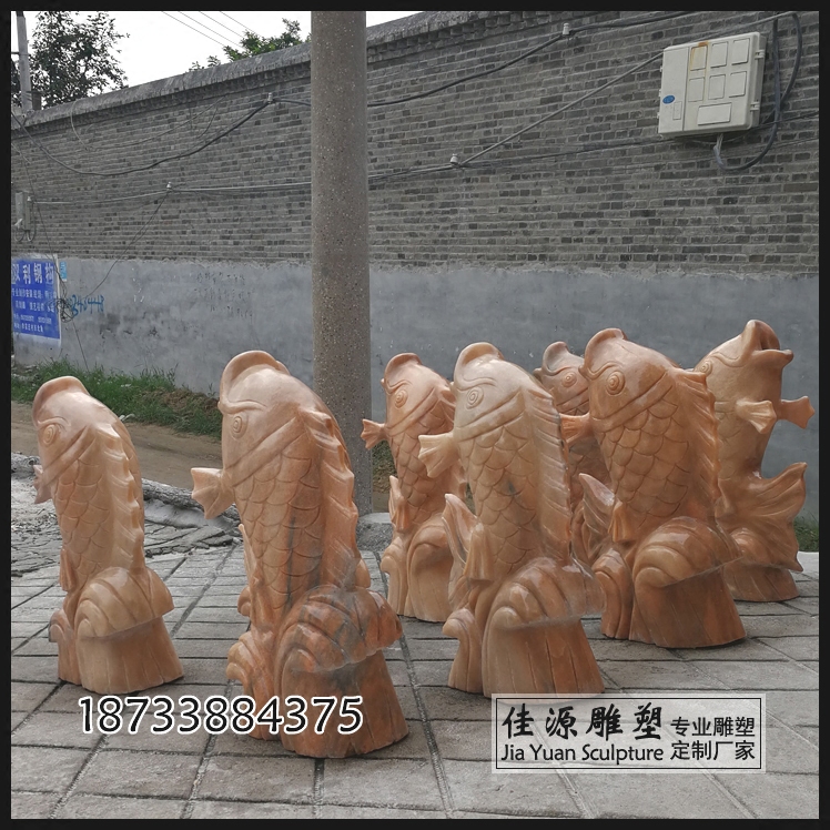 出售现货晚霞红石雕喷水小鱼 石雕吐水小鱼摆件 大理石红鲤鱼雕塑