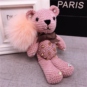 个性贴钻铆钉小熊钥匙扣 女士毛绒菠萝纹熊包包挂件狐狸毛球挂饰