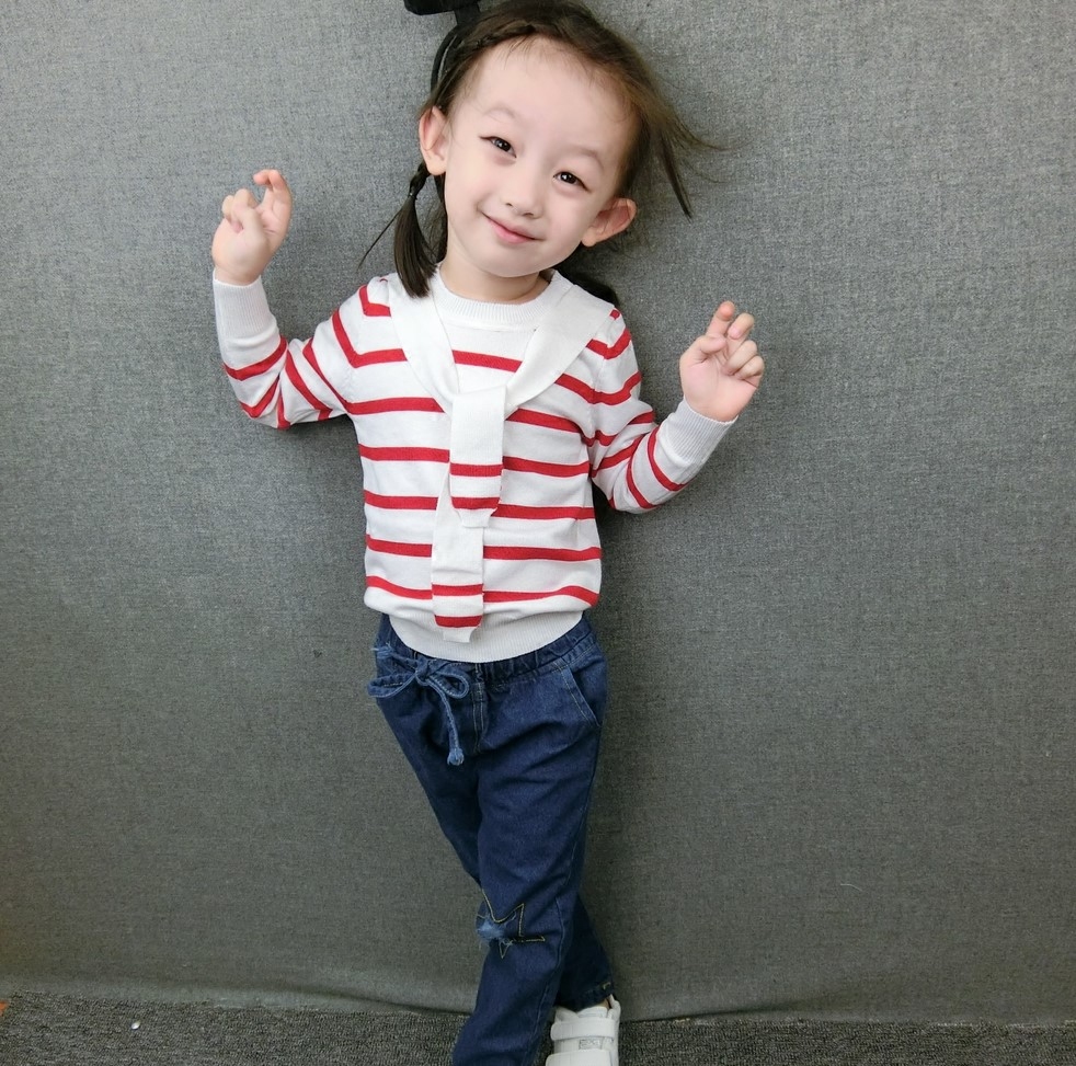 Pull enfant - Ref 2103482 Image 1