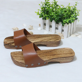 夏季日式木屐女低跟木拖鞋，日常居家人字木屐鞋