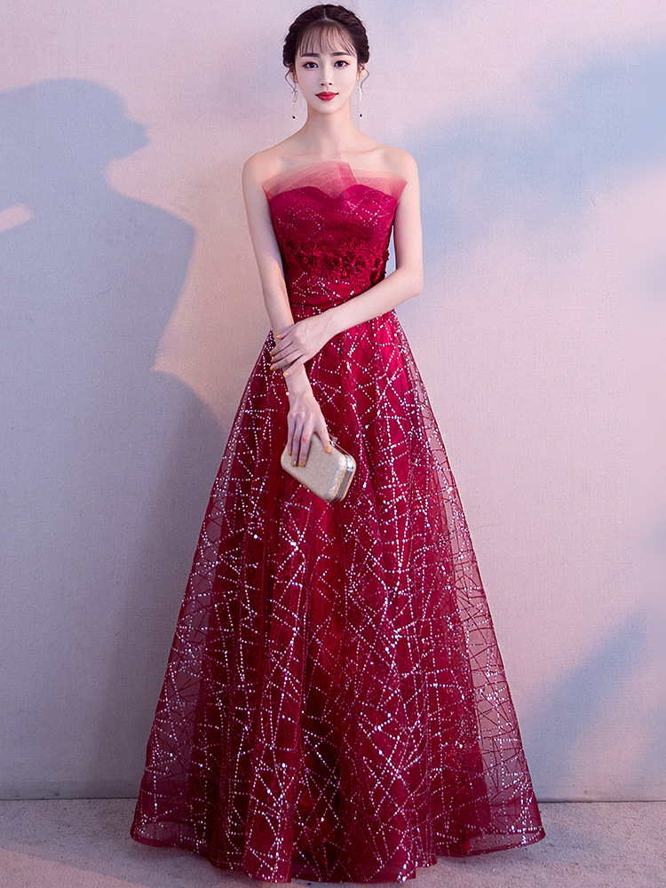 新娘敬酒服2026新款夏季现红色抹胸订婚结婚晚礼服裙女性感长款