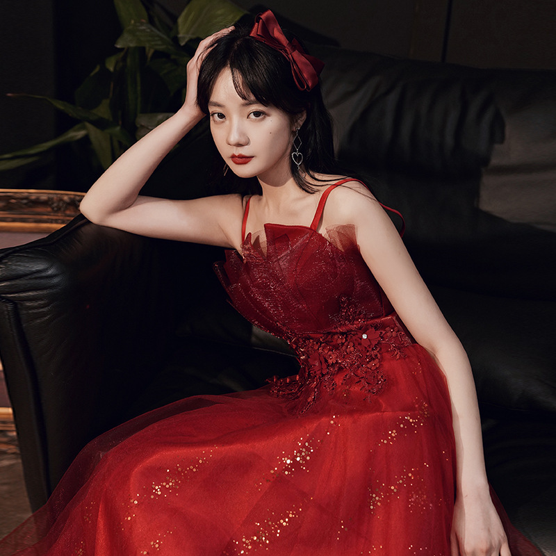 敬酒服新娘2026新款大气结婚显瘦现酒红色长款吊带晚礼服裙气质款