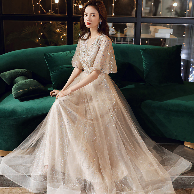晚礼服裙女2026新款名媛级质感气场女王端宴会气质主持人短款礼服