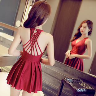 新款 游泳衣女平角复古性感露背连体显瘦钢托聚拢温泉泳衣 裙式