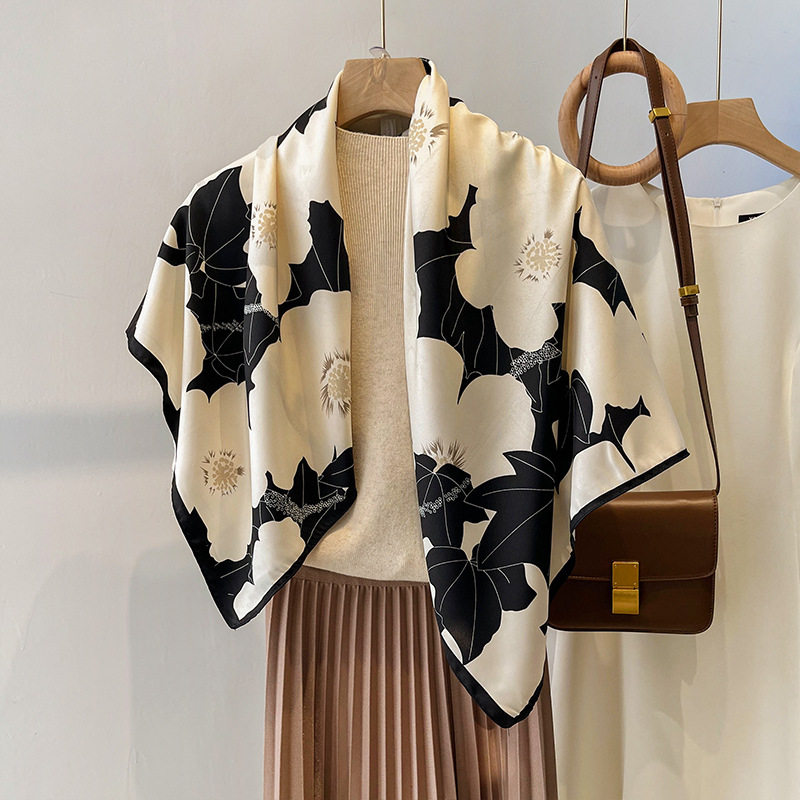 90x90cm方巾薄围巾黑白碎花丝巾女2025新寺春夏季款披肩围巾装饰