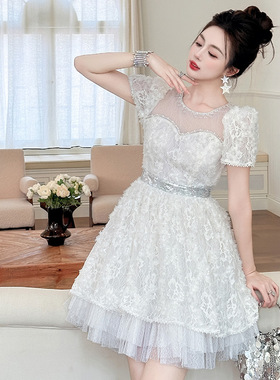 2025夏季新款女法式甜美气质圆领泡泡袖收腰蓬蓬蕾丝连衣裙41009