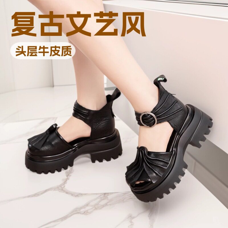 龍林夏季褶皱外穿厚底罗马凉鞋女时尚高级感包头真皮头层牛皮女鞋