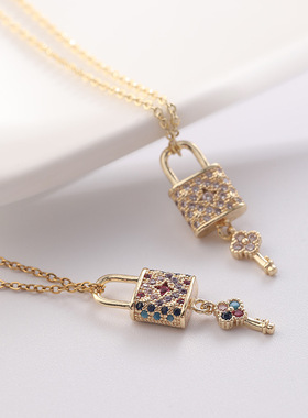 欧美跨境电镀真金女性饰品微镶锆石彩色个性锁骨链钥匙锁吊坠项链
