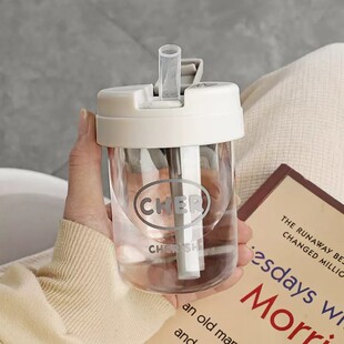 小孩防摔小巧杯子携带方便可爱随手杯便携带吸管杯迷你吨吨水杯子