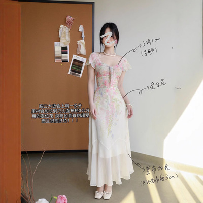 法式浪漫设计感印花裙原创优雅