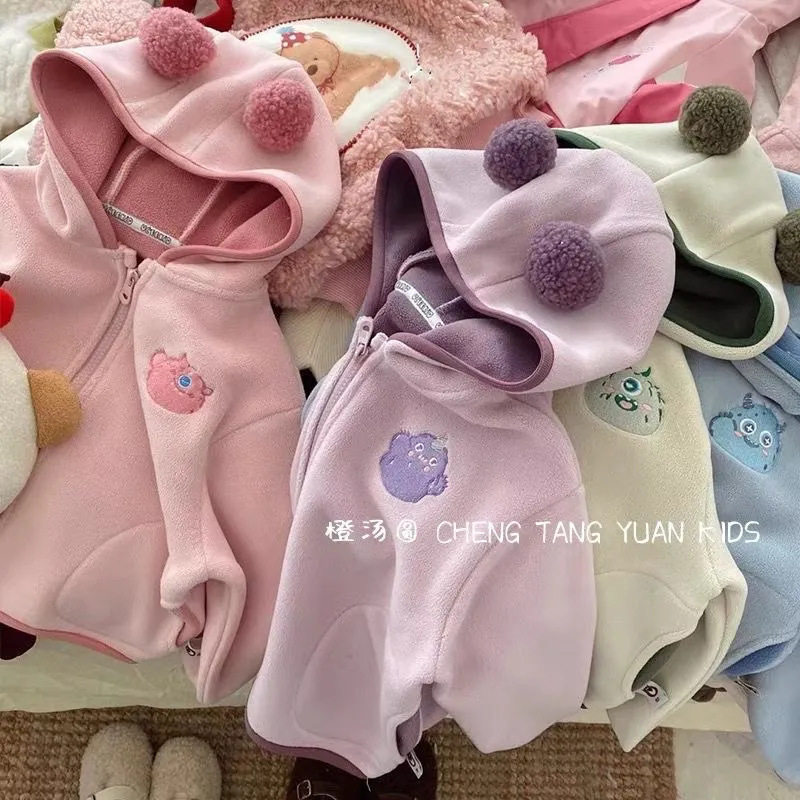 童装秋冬季外套保暖加厚女童可爱卡通连帽开衫毛绒衣服