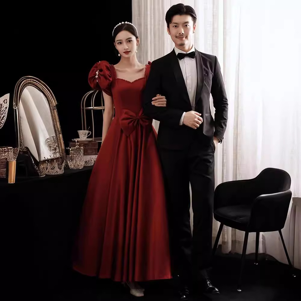 法式敬酒服新娘在逃公主酒红色结婚回门晚礼服女冬季长款平时可穿