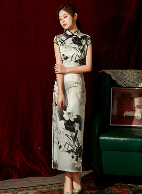 仿丝绸2023春夏新款女中国风走秀表演礼服传统改良长款旗袍连衣裙