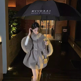 法式赫本风留洋千金大衣毛呢外套冬季新款温柔风时髦气质名媛富太