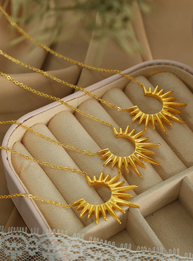 Timothee欧美ins风太阳芒星锁骨链镀18k项链级轻奢精致吊坠首饰