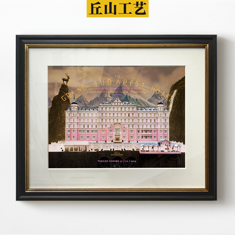 布达佩斯大饭店挂画客厅美式轻奢建筑装饰画餐厅饭店欧式小众壁画图片