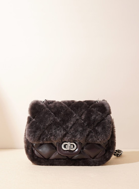 秋冬款毛茸茸暖心单肩斜挎包