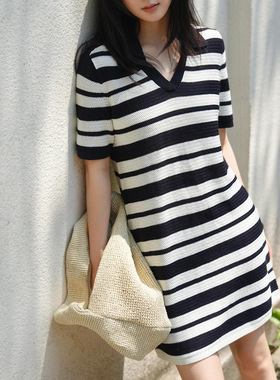 品质好货 C家黑白条纹镂空混纺针织迷你连衣裙翻领短袖宽松裙夏女