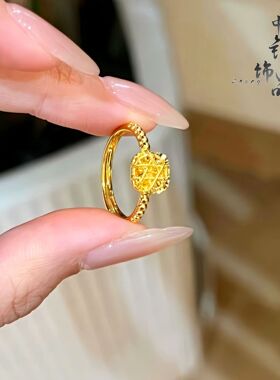 小方糖戒指女简约百搭可调节戒指纸册打场储物吊柜舒经