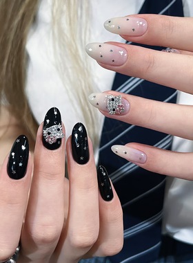 黑白KTAB款可爱ins风美甲漫天星金属钻钻纯手工穿戴甲显白美甲贴