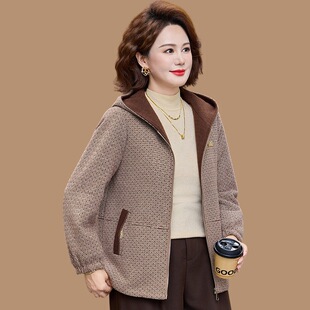 中年妈妈秋装洋气时尚连帽夹克外套秋冬款中老年女休闲毛呢子大衣