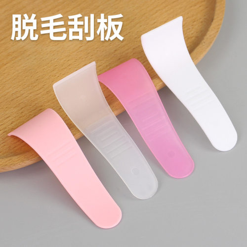 脱毛膏刮板弧形弯曲PP面膜塑料美妆工具美容院祛毛刮版片专用勺子