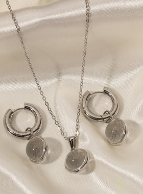 欧美INS网红同款项链 白色透明玻璃球圆形锆石吊坠项链女百搭款式