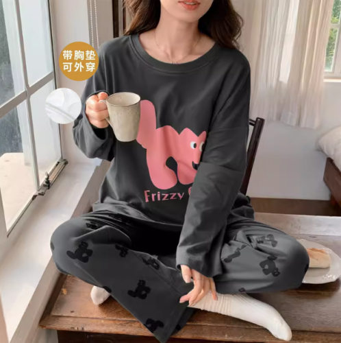 家居新款秋季女士双长圆领睡衣带胸垫棉舒适柔软简约印花图可外穿