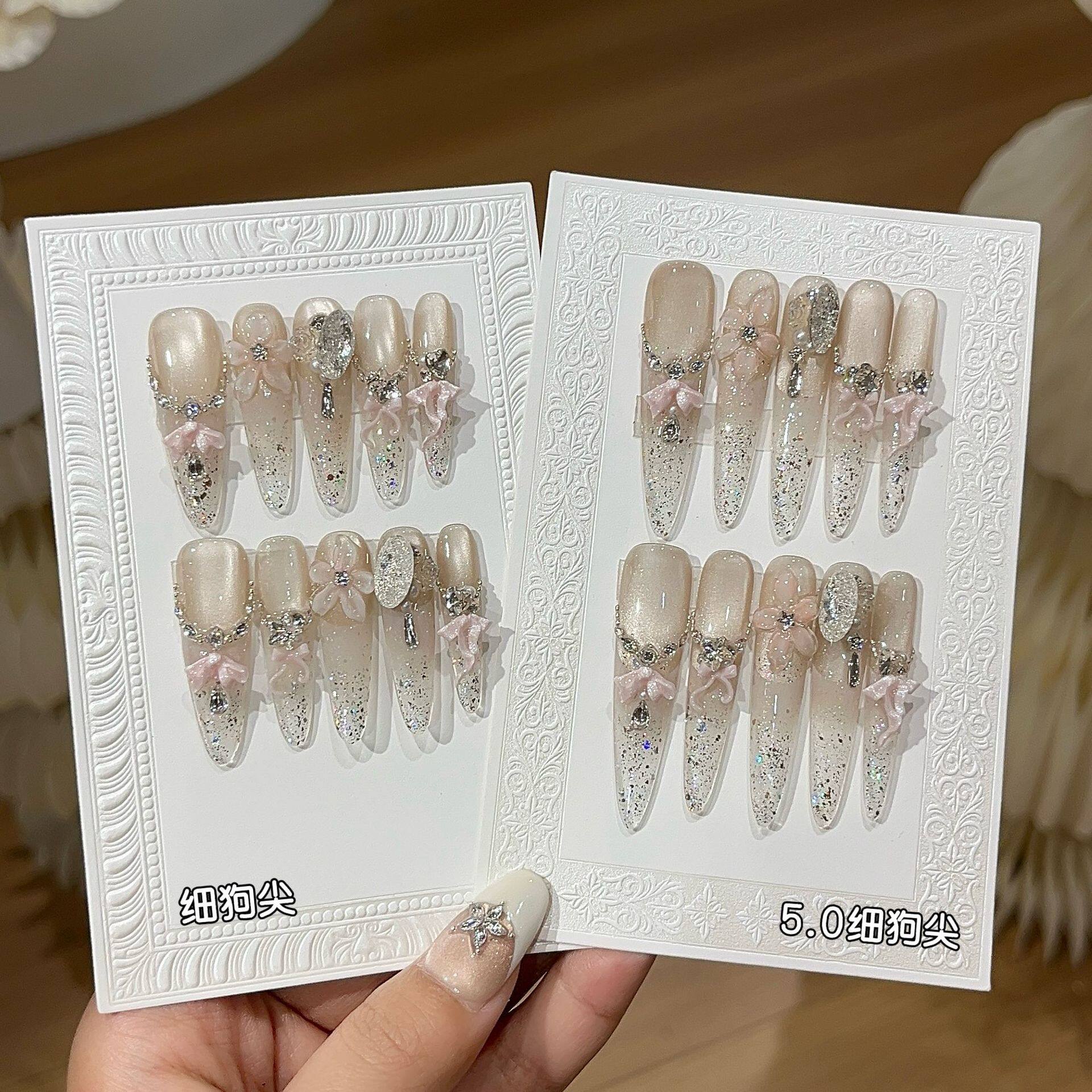 【碎钻流光】贵气香槟色渐变细闪粉雕花蝴蝶结满钻长款手工穿戴甲