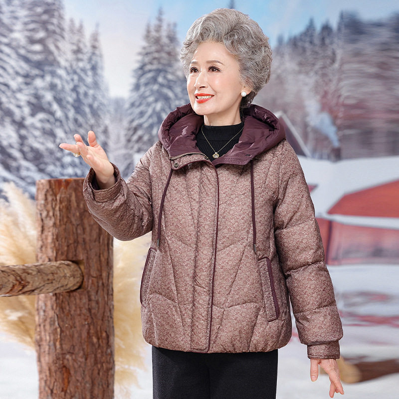 新品流行羽绒服新花型加厚