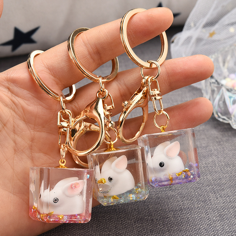 新品小白兔钥匙链配件小兔子亚克力钥匙扣学生书包挂饰小子饰品