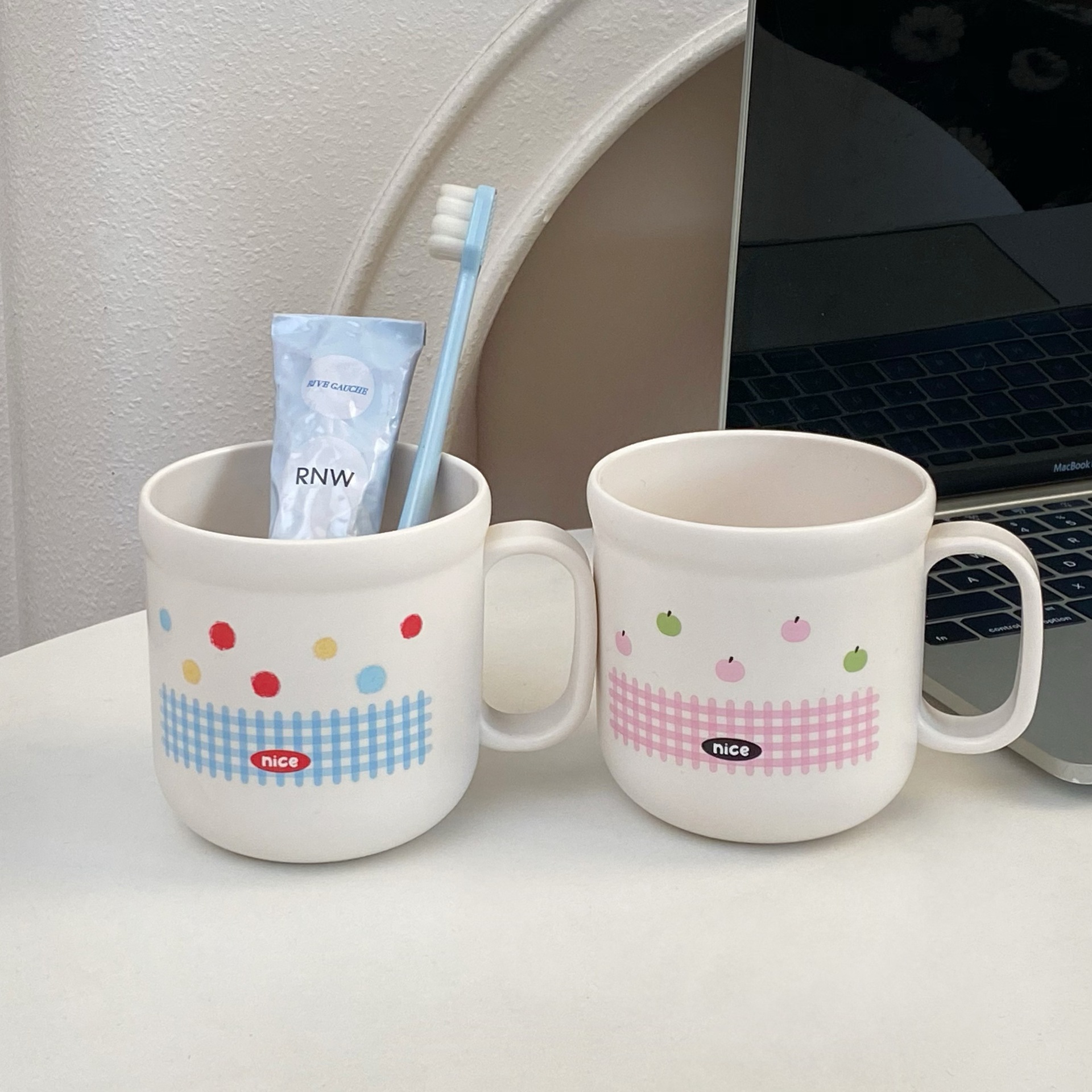 韩系ins风洗漱杯颜值家用情侣刷牙水杯大容量学生宿舍漱口杯子
