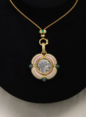 抖音热卖四叶草粉贝雅典娜彩项链新款复古希腊罗马人像硬币吊坠