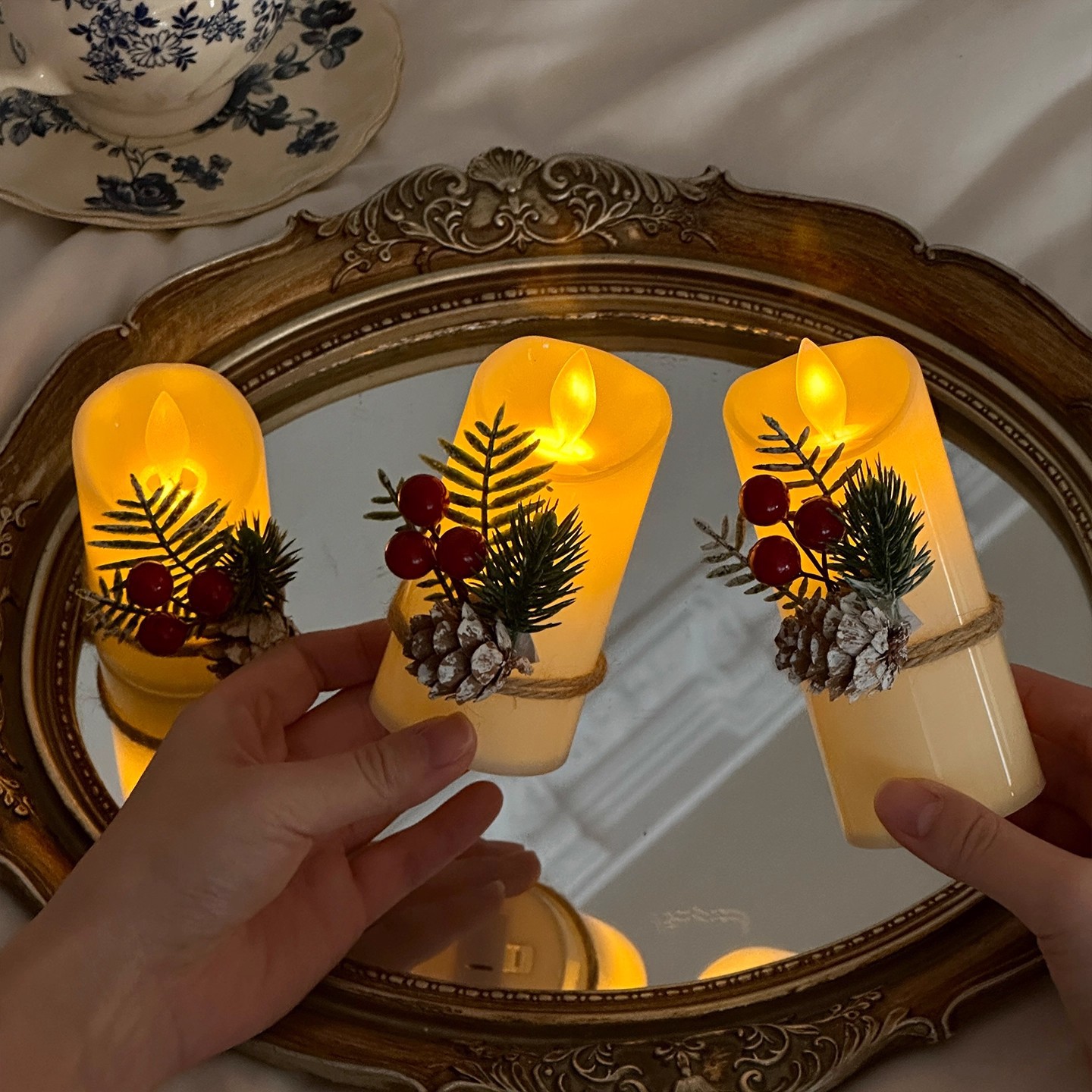 圣诞节装饰品场景布置松果电子蜡烛氛围感拍照道具耶诞树桌面摆件