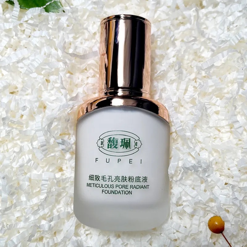 馥珮细致毛孔亮肤粉底液