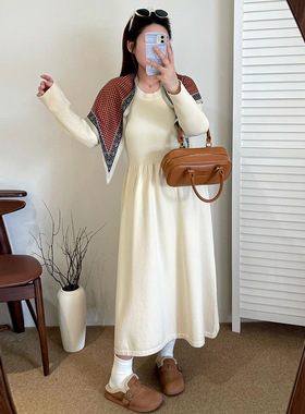 乃粒23301大码女装外穿内搭毛衣裙女针织裙2025冬胖mm宽松连衣裙