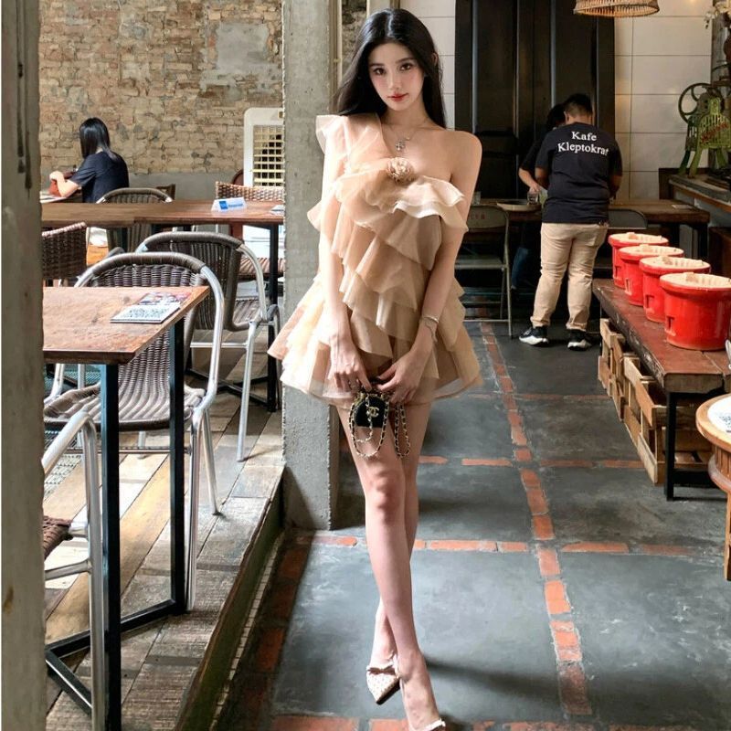 南法度假斜肩裙蛋糕裙礼服生日裙