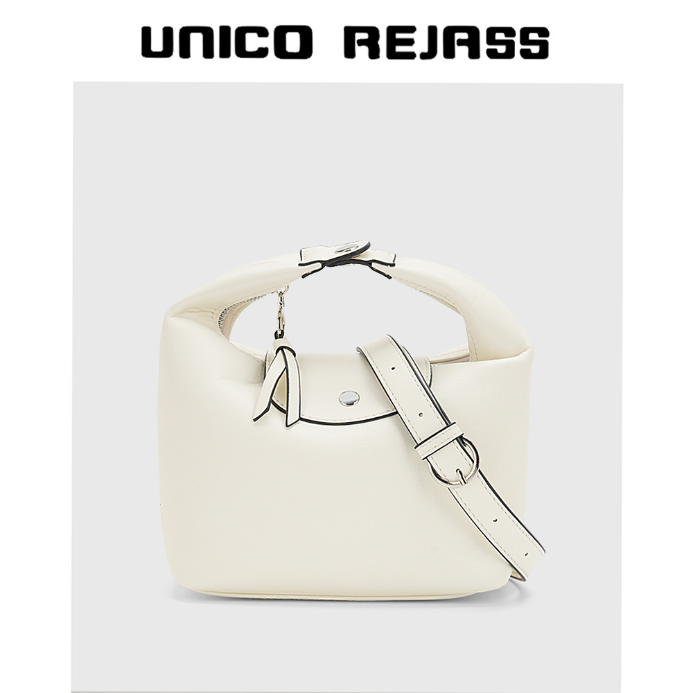 包包女2025秋冬新款时尚潮流简约纯色豆腐包百搭手提手拎小方包包