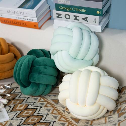 北欧ins三股绳圆形打结球抱枕手工编织水晶绒靠垫knot飘窗垫家居