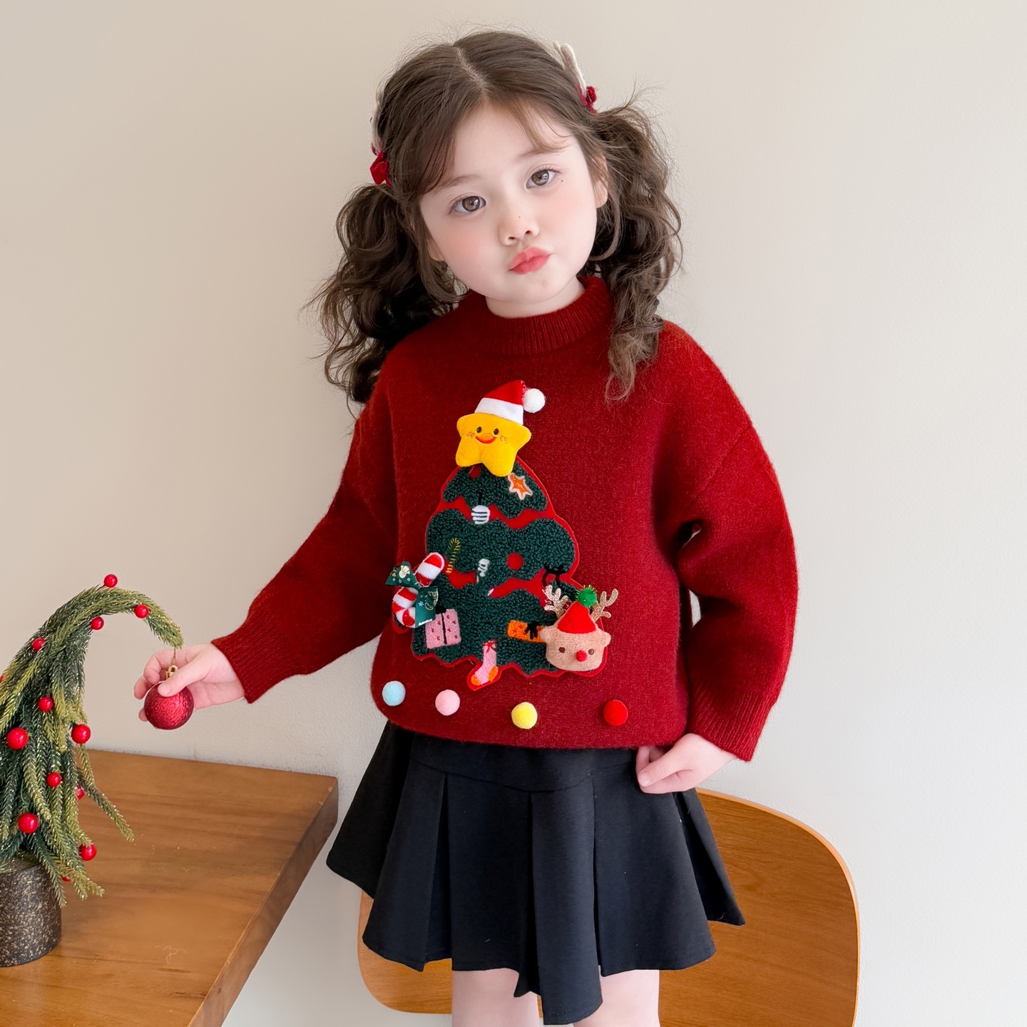女童针织毛衣秋冬2025新款儿童圣诞节加厚女洋气时髦红色内搭P72，童装毛衣，祺妙童装