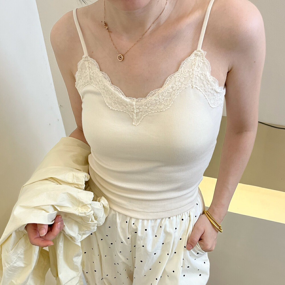 磨毛纯欲蕾丝拼接V领吊带背心女秋冬内搭性感带胸垫无痕修身上衣