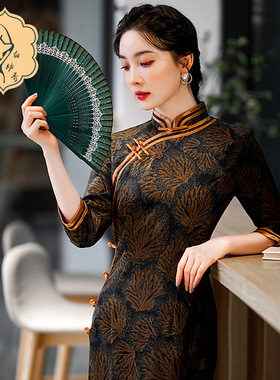 2021秋冬季新款女装斜襟绿色气质优雅立领复古旗袍宴会礼服C8026