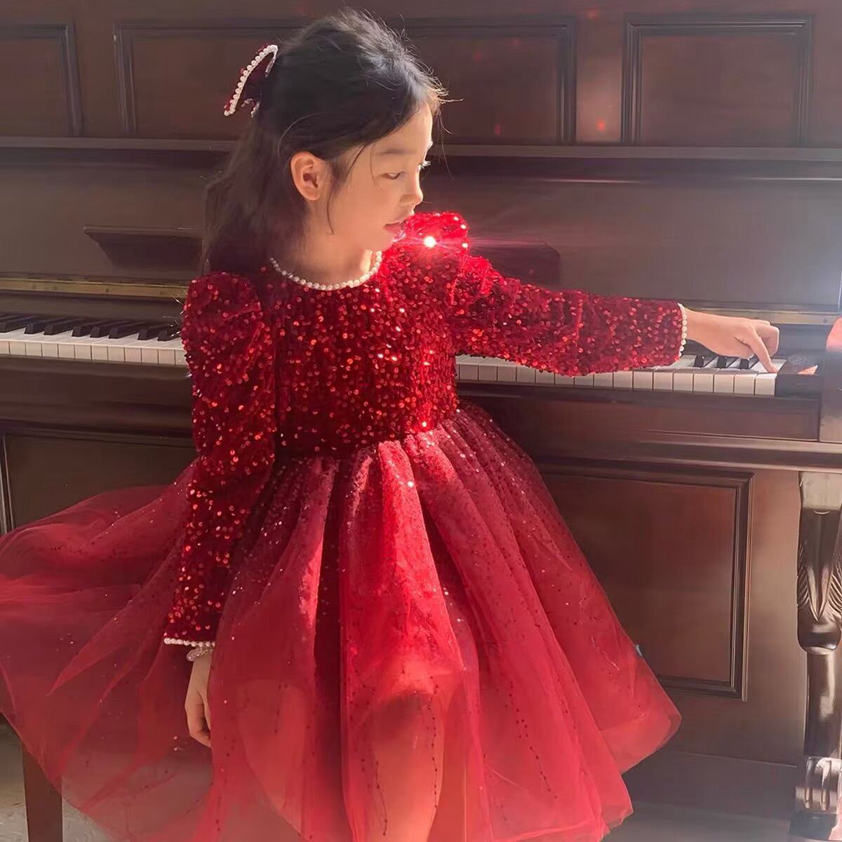 童装女童秋冬生日礼服连衣裙2025新款小女孩新年衣服红色拜年服