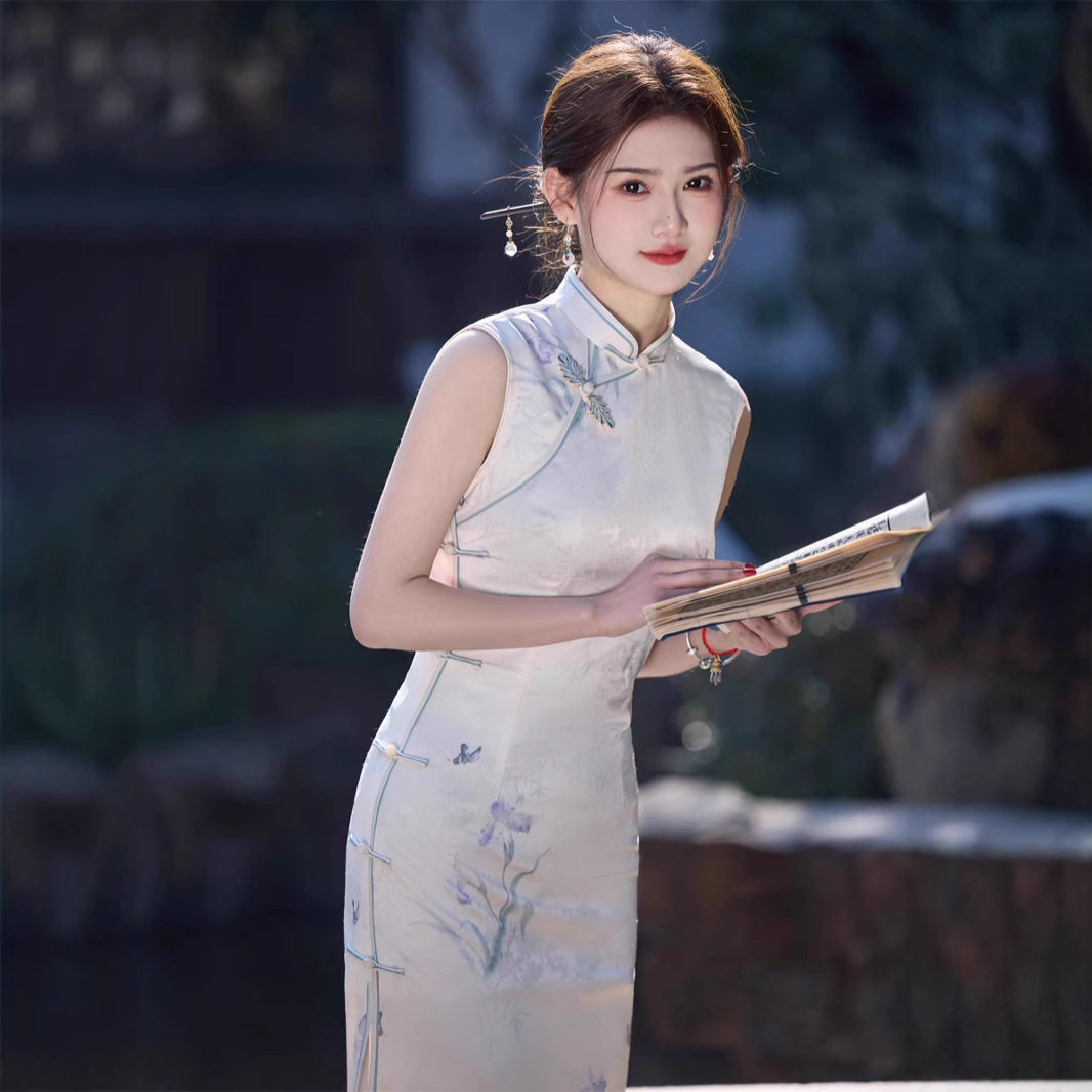 2025春夏新款无袖双层仿醋酸提花长款旗袍淡紫色花朵气质修身礼服