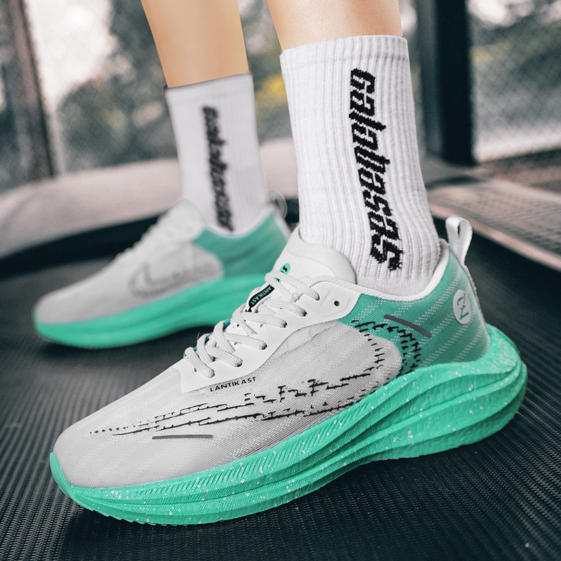 网面透气低帮篮球鞋防滑耐磨缓震