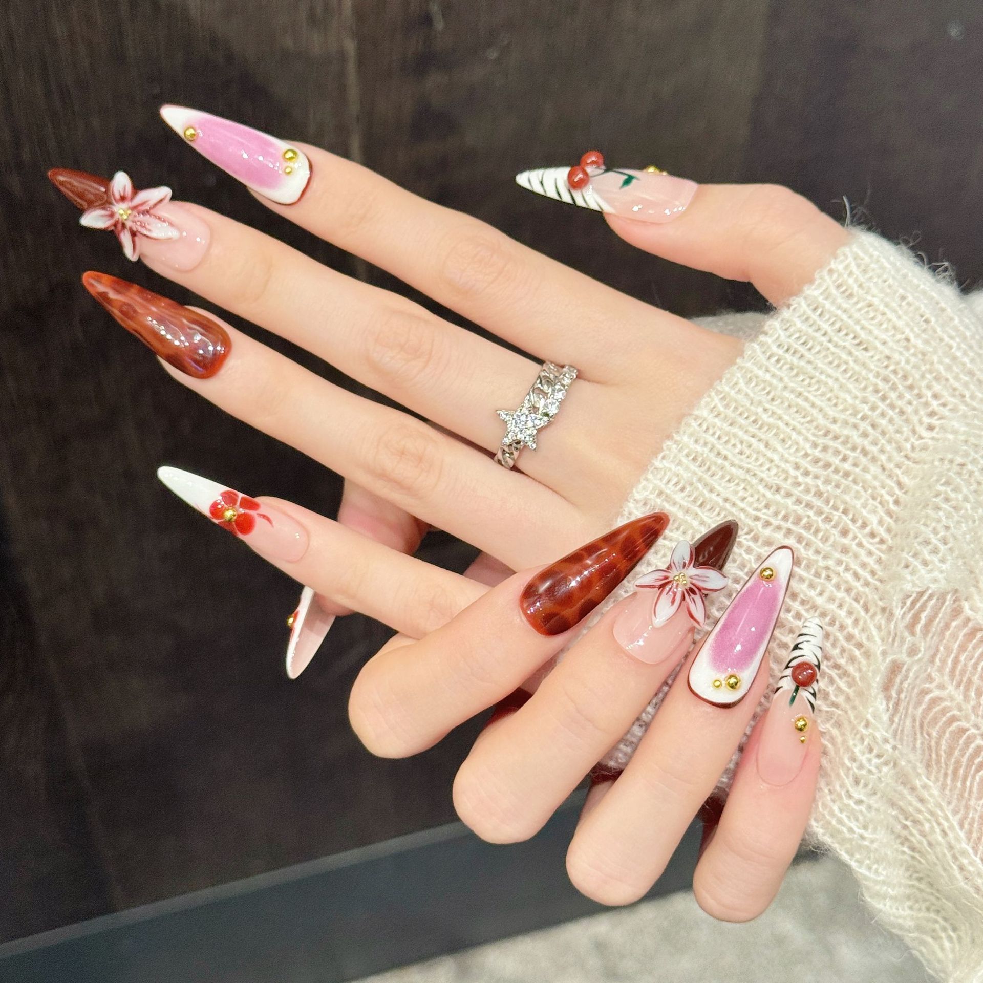 胭脂花语樱桃晕染雕花指甲贴手工穿戴甲片温柔显白美甲片