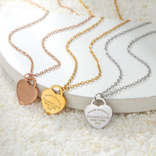 Girl love pendant female fashion peach heart clavicle chain
