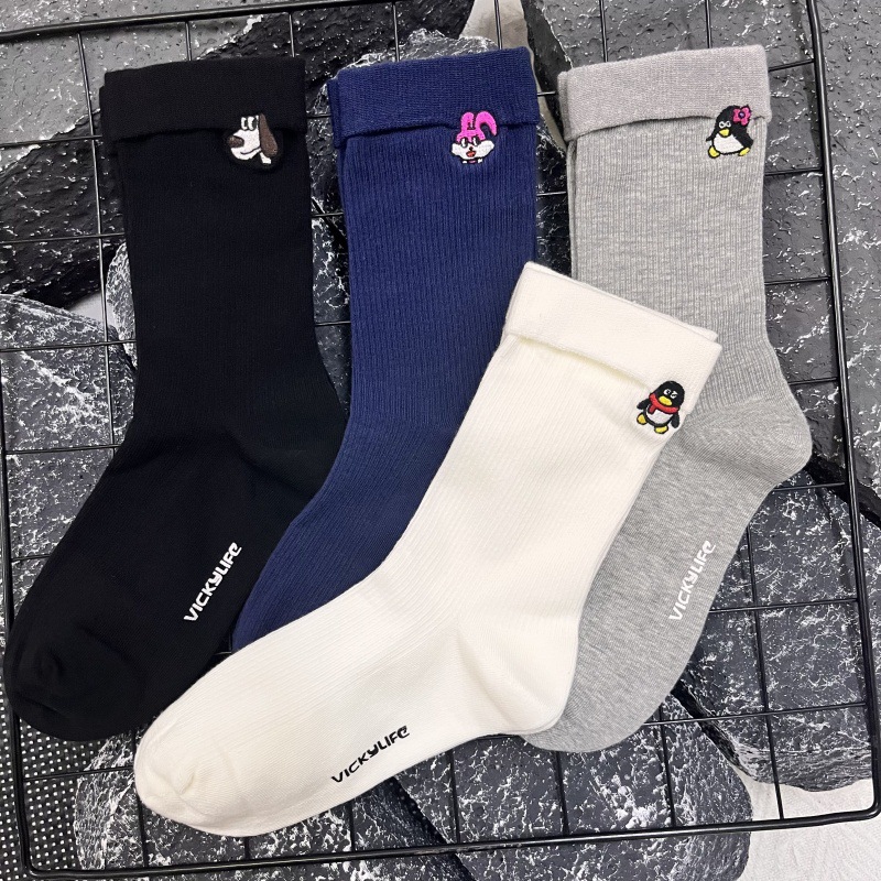 2025新款袜子女韩版可爱刺绣动物翻边AB版潮袜个性棉袜堆堆中筒袜