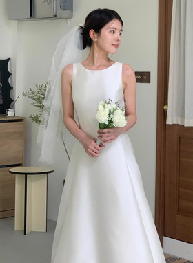 领证登记轻婚纱新娘注册小白裙法式简约气质缎面订婚礼服端轻奢